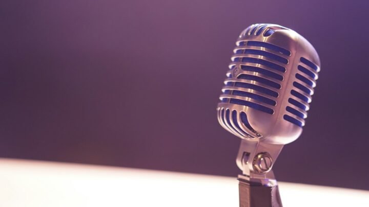 Studio microphone representing Suno Speech beta and AI audio creation