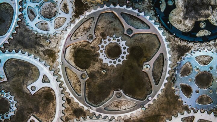 Industrial gears visual for Gears of War E-Day Horde Siege